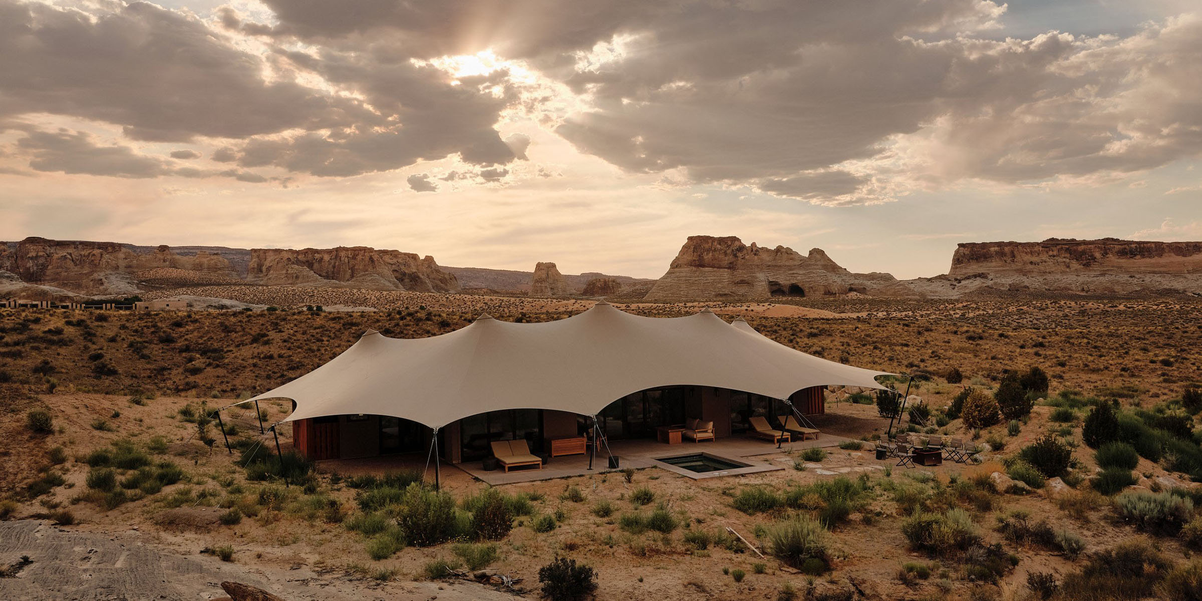 luxa terra — Travel consciously, with class.